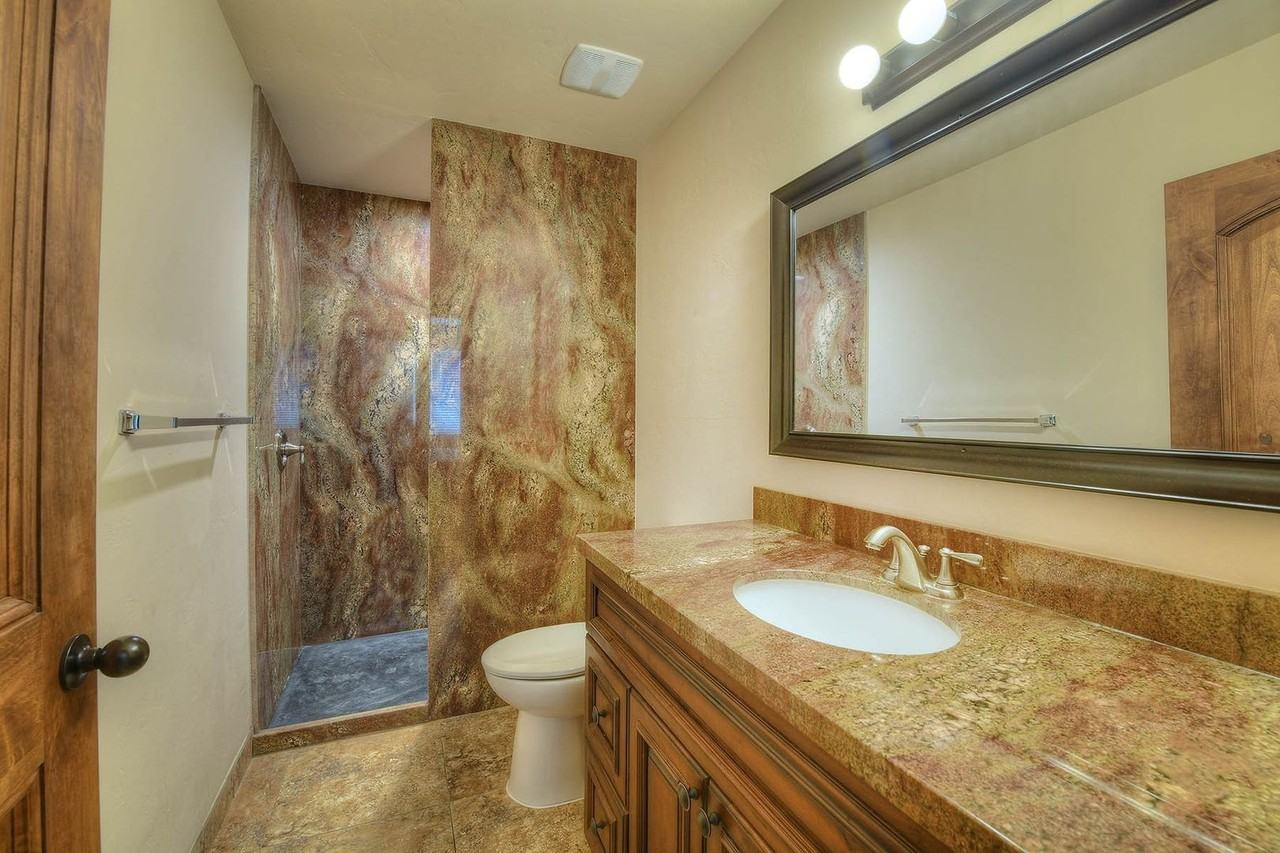 2600 E. Lee St. - Photo 5 of 10