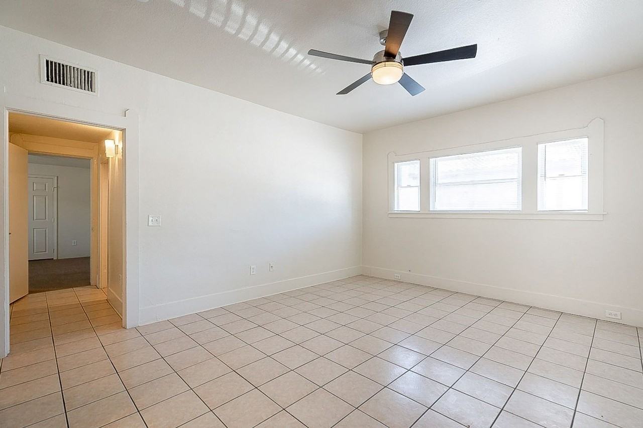 1134 E. 7th St. - Photo 6 of 49