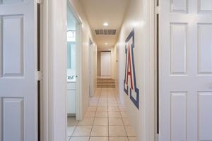 featured image of 1134 E 7th St