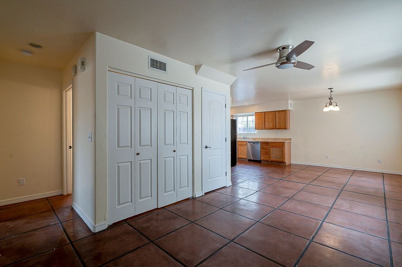 1718 N. 4th Ave. - Photo 7 of 22