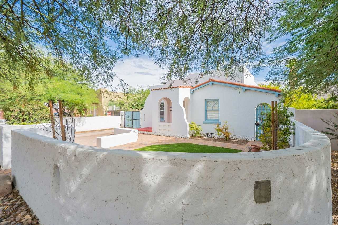 2316 E. 4th St. - Photo 2 of 17