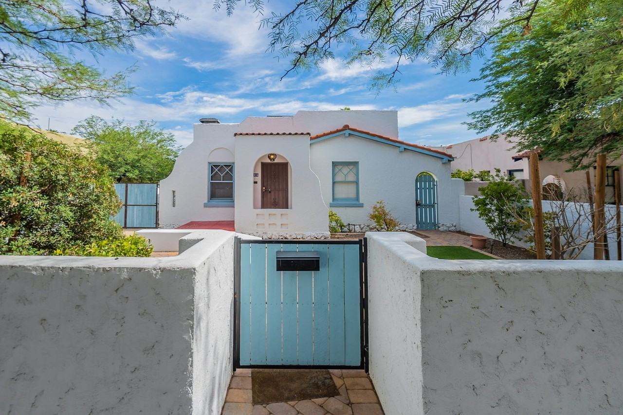 2316 E. 4th St. - Photo 4 of 17