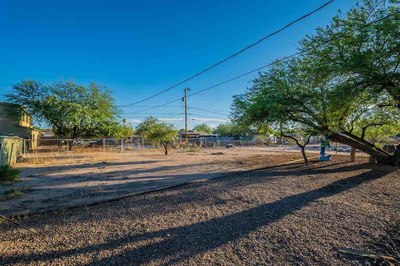 436 E Waverly St - Photo 3 of 30