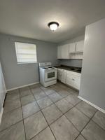 featured image of 1305 W 6th St