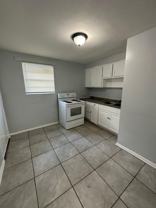 1305 W 6th St #1-4 - Photo 1 of 1