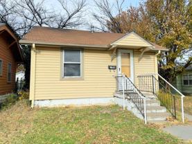 704 W 6th Ave - Photo 1 of 1