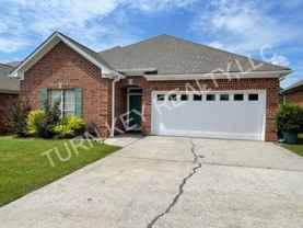 515 Enclave Cir - Photo 1 of 1