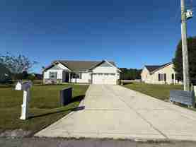 114 Laredo Dr - Photo 1 of 1
