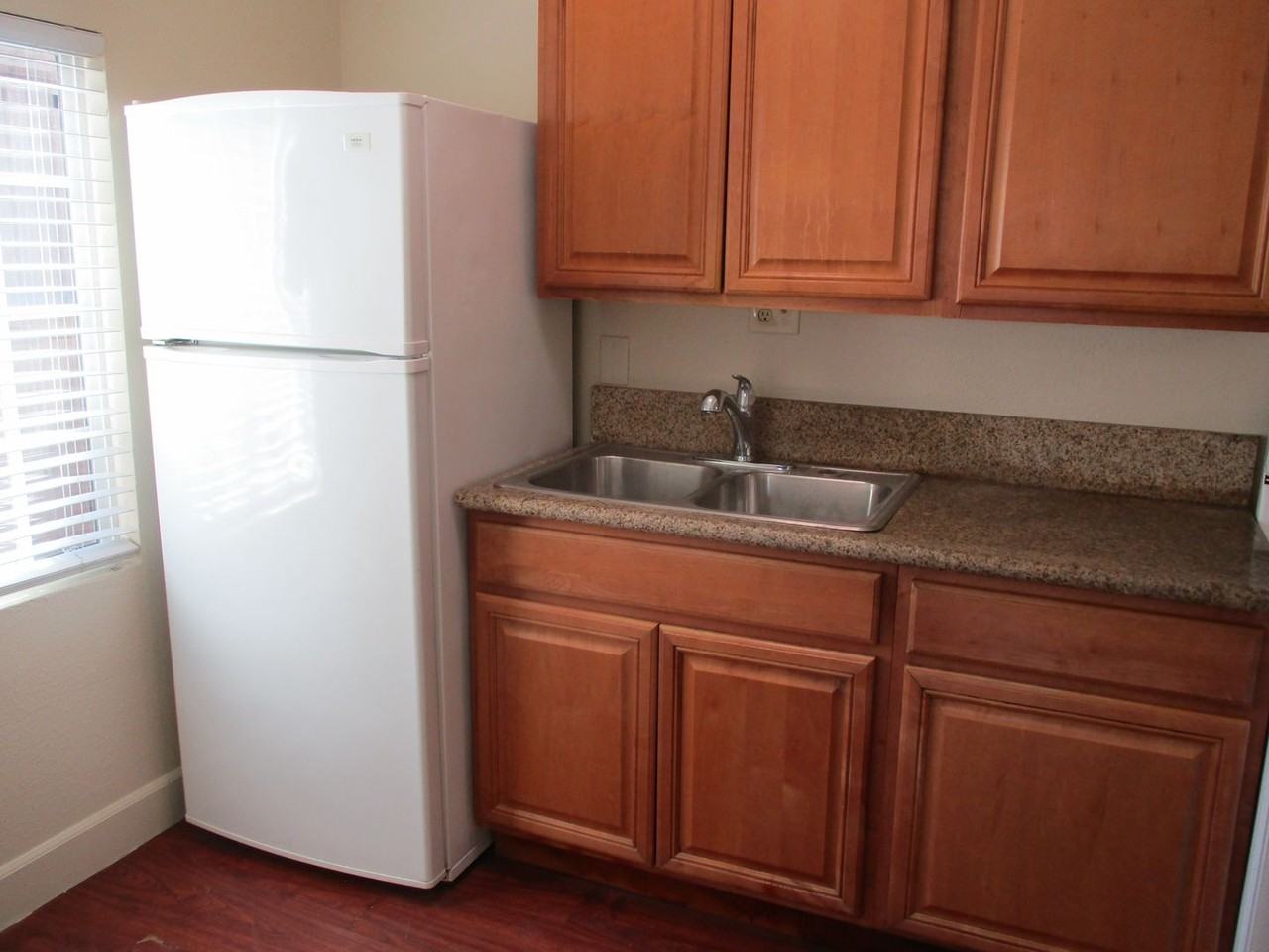 2762 Market St - Photo 6 of 14