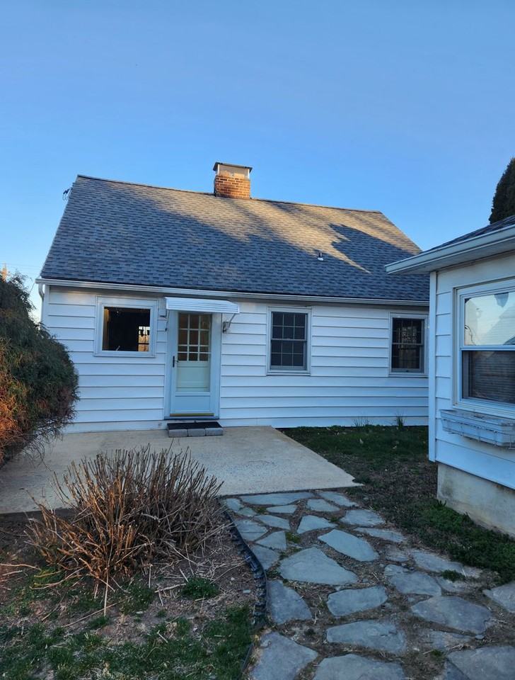 344 Woodland View Dr - Photo 3 of 19