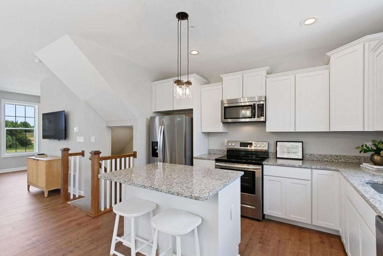 11089 Gopher Dr - Photo 2 of 16