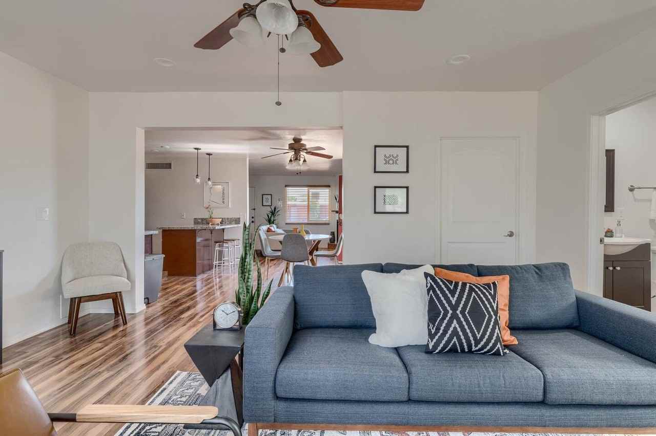 2201 N. Los Altos Ave. - Photo 5 of 25