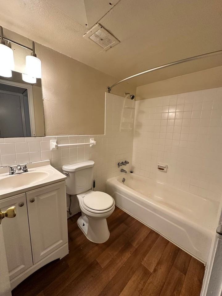 9895 Florida Blvd #307 - Photo 4 of 7