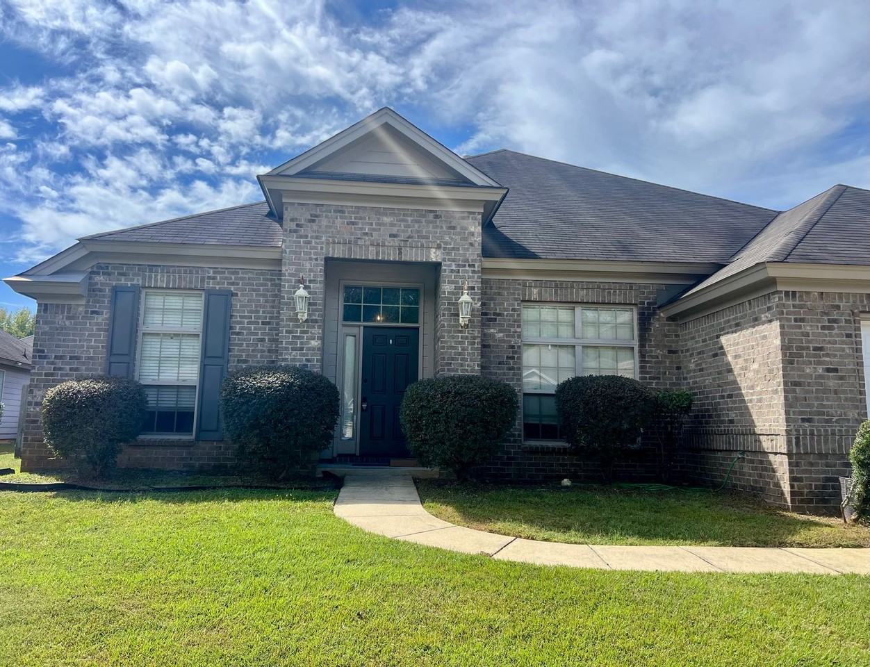 10537 Duncannon Trl - Photo 2 of 9