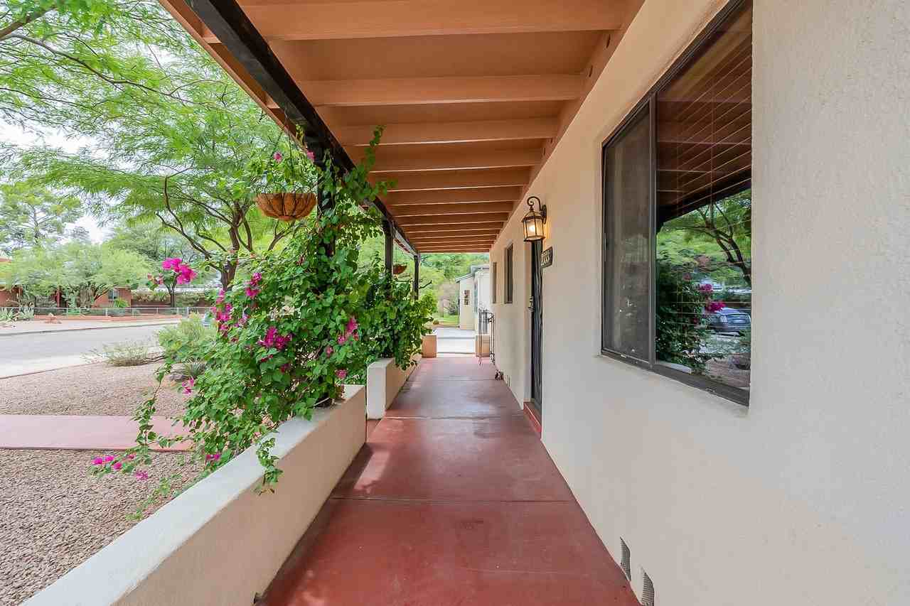 2333 E. Drachman St. - Photo 3 of 40