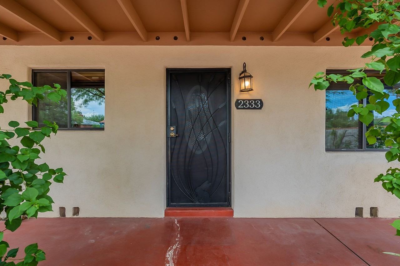 2333 E. Drachman St. - Photo 5 of 40