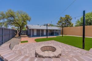 featured image of 1402 E Hampton St