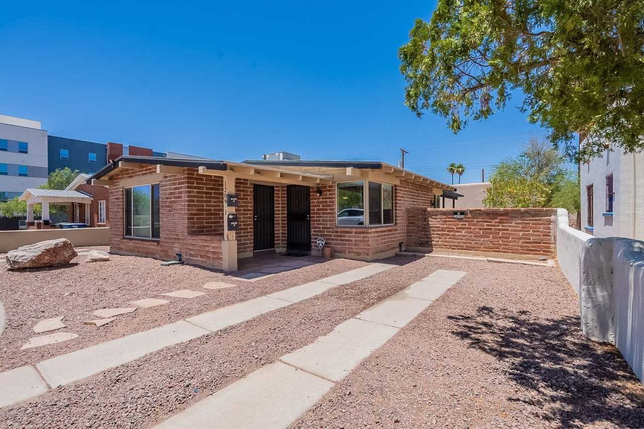 1209 E. Mabel St. - Photo 2 of 50