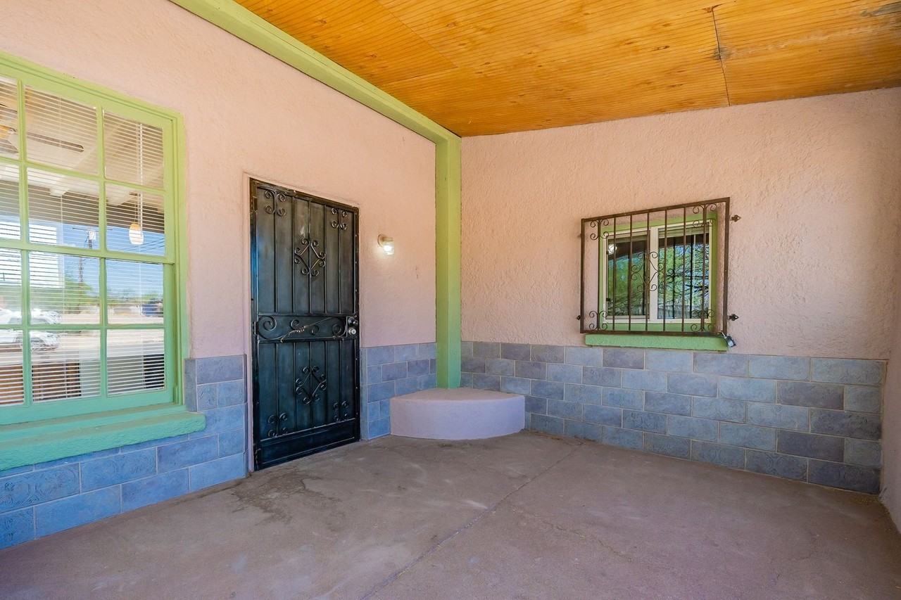 1926 N. Fremont Ave. - Photo 7 of 32