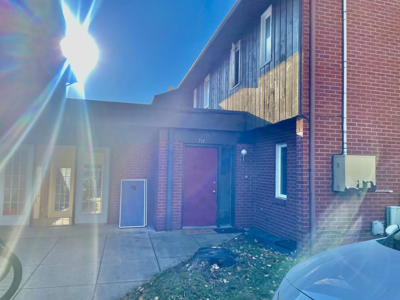 711 W College Ave - Photo 2 of 2