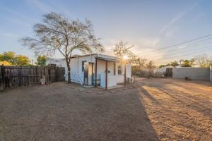 featured image of 1447 E Lester St