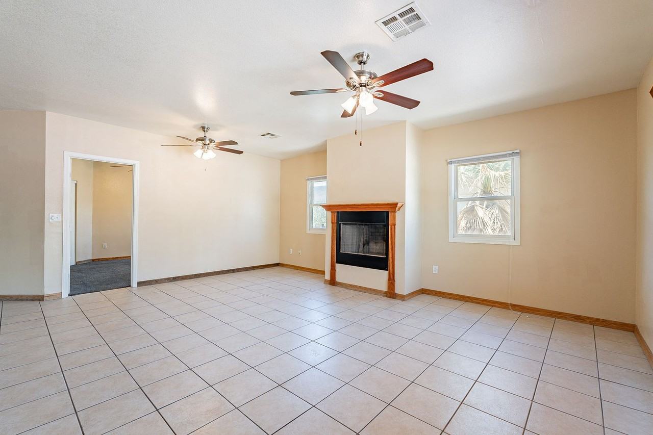 1025 N. Euclid Ave. - Photo 7 of 28