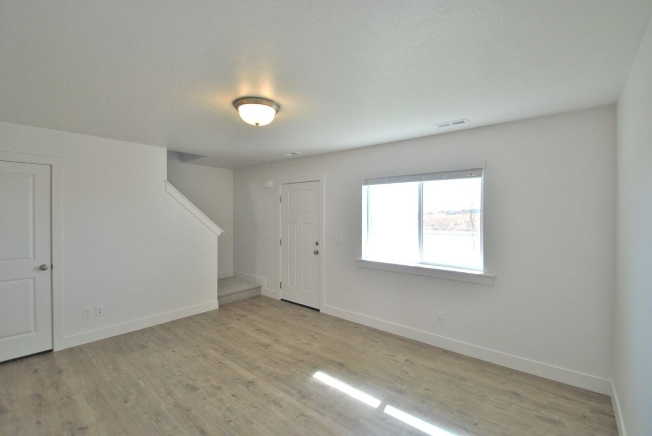 315 N 2650 W #12 - Photo 3 of 16