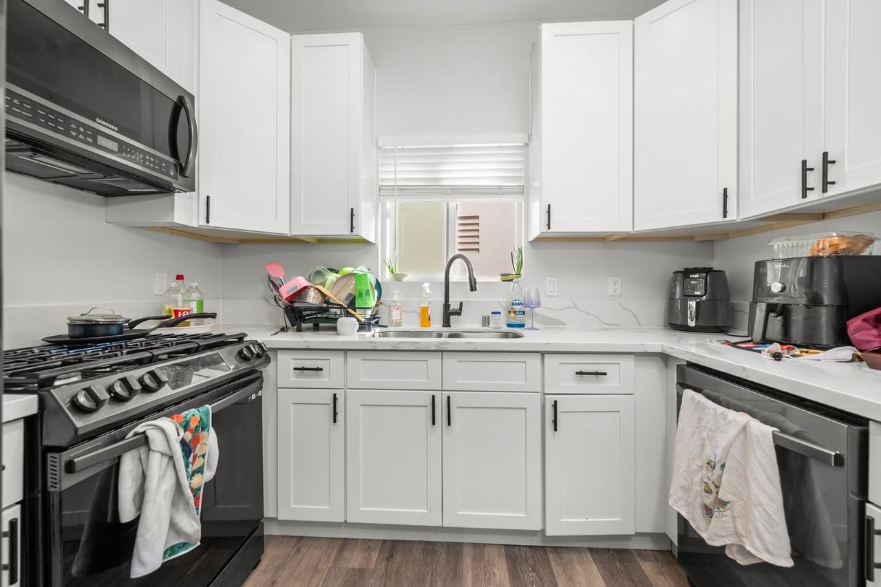 5229 E Falls View Dr - Photo 5 of 18