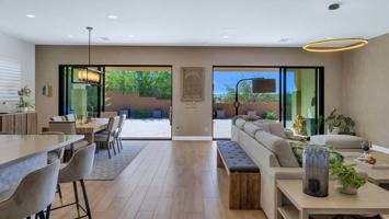 featured image of 2041 E Fallen Leaf Ln