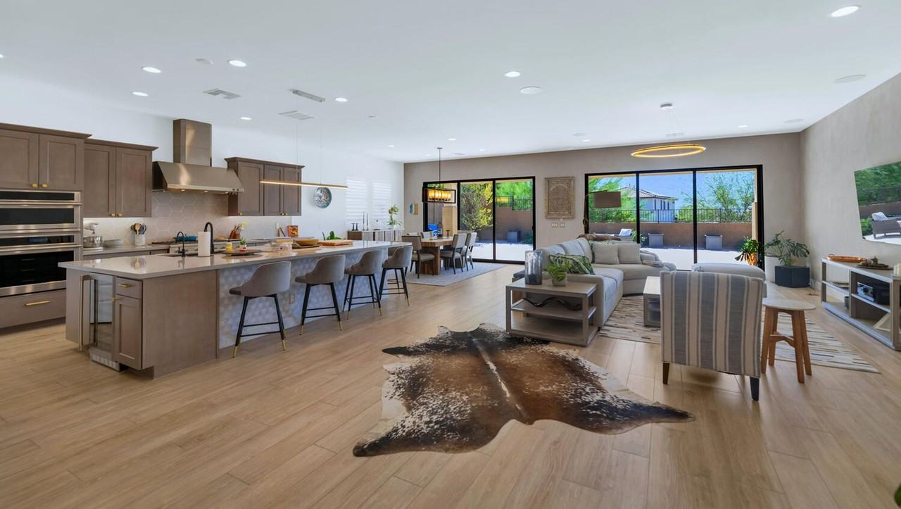 2041 E Fallen Leaf Ln - Photo 5 of 32