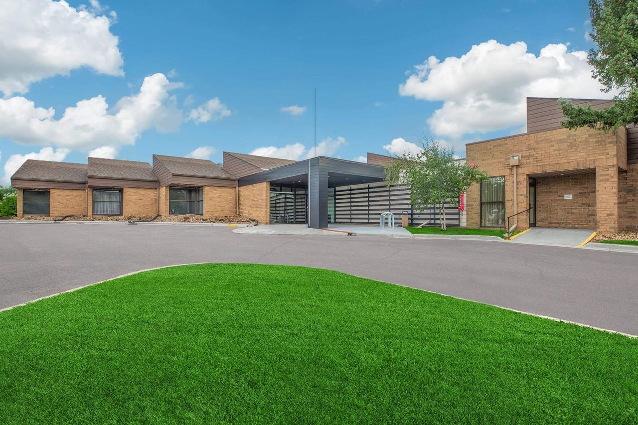 Vivo Living Madison - Photo 5 of 29