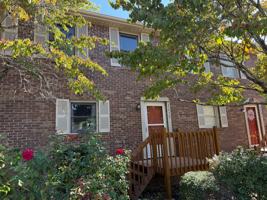 featured image of 2039 Heritage Pl