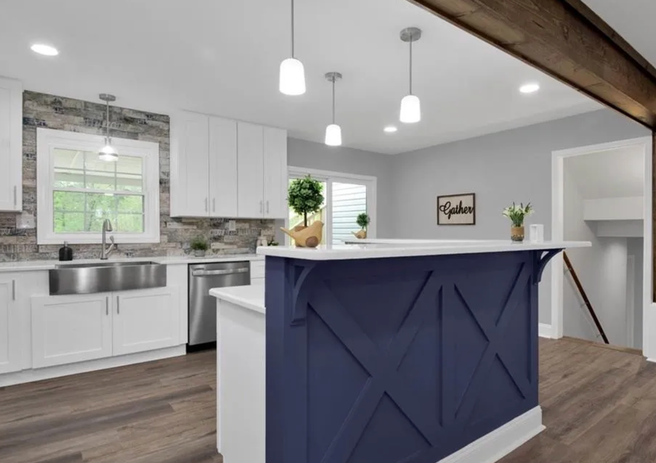 270 Jody Ln - Photo 2 of 15