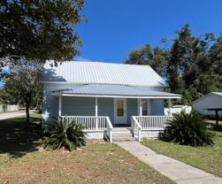 249 Ne Bloxham St - Photo 1 of 1