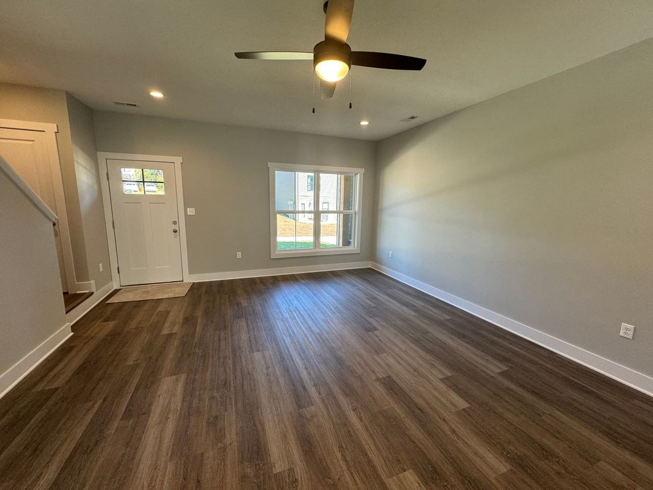 50 Pelt Ln - Photo 3 of 14