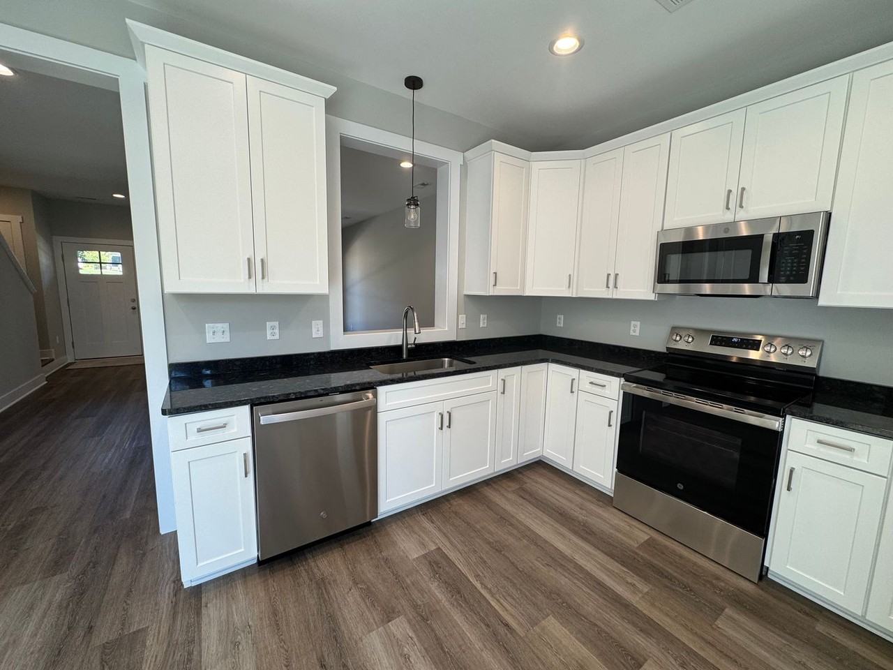 50 Pelt Ln - Photo 5 of 14