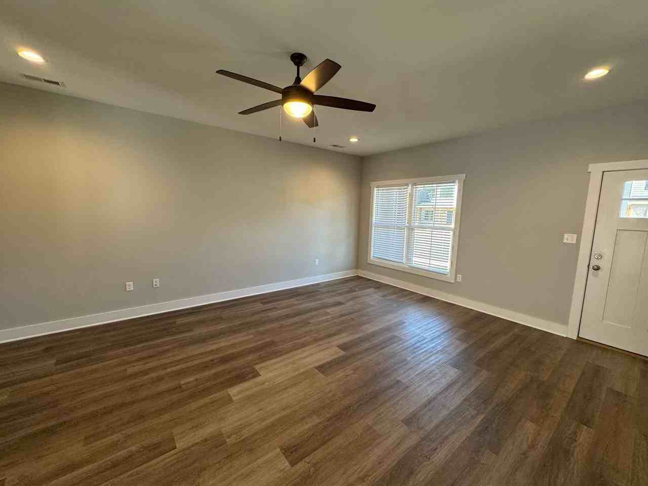 20 Villa Court - Photo 2 of 12