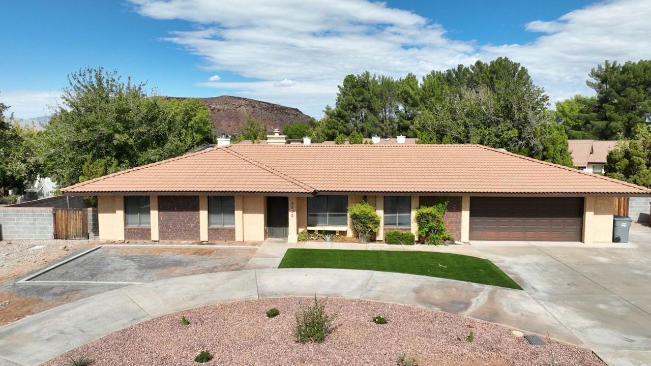 3572 Lupin Way - Photo 3 of 34