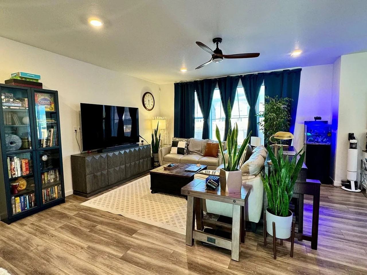 10208 Vaughn St - Photo 7 of 26