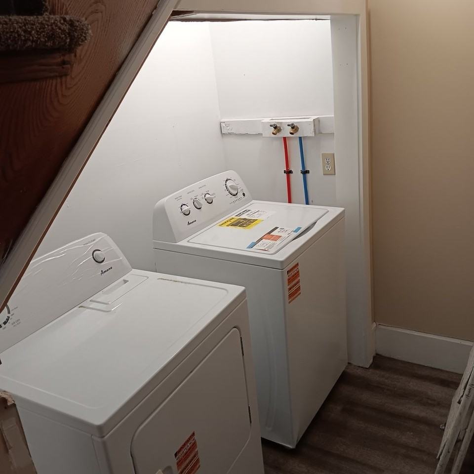 63 Webb St - Photo 3 of 20