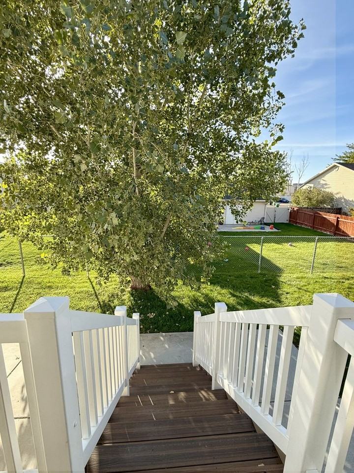 2349 N 375 W - Photo 3 of 19