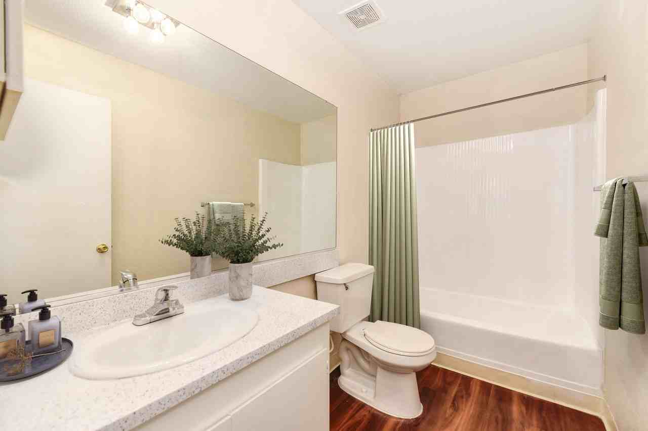 The Renaissance Apartments - Photo 7 of 46