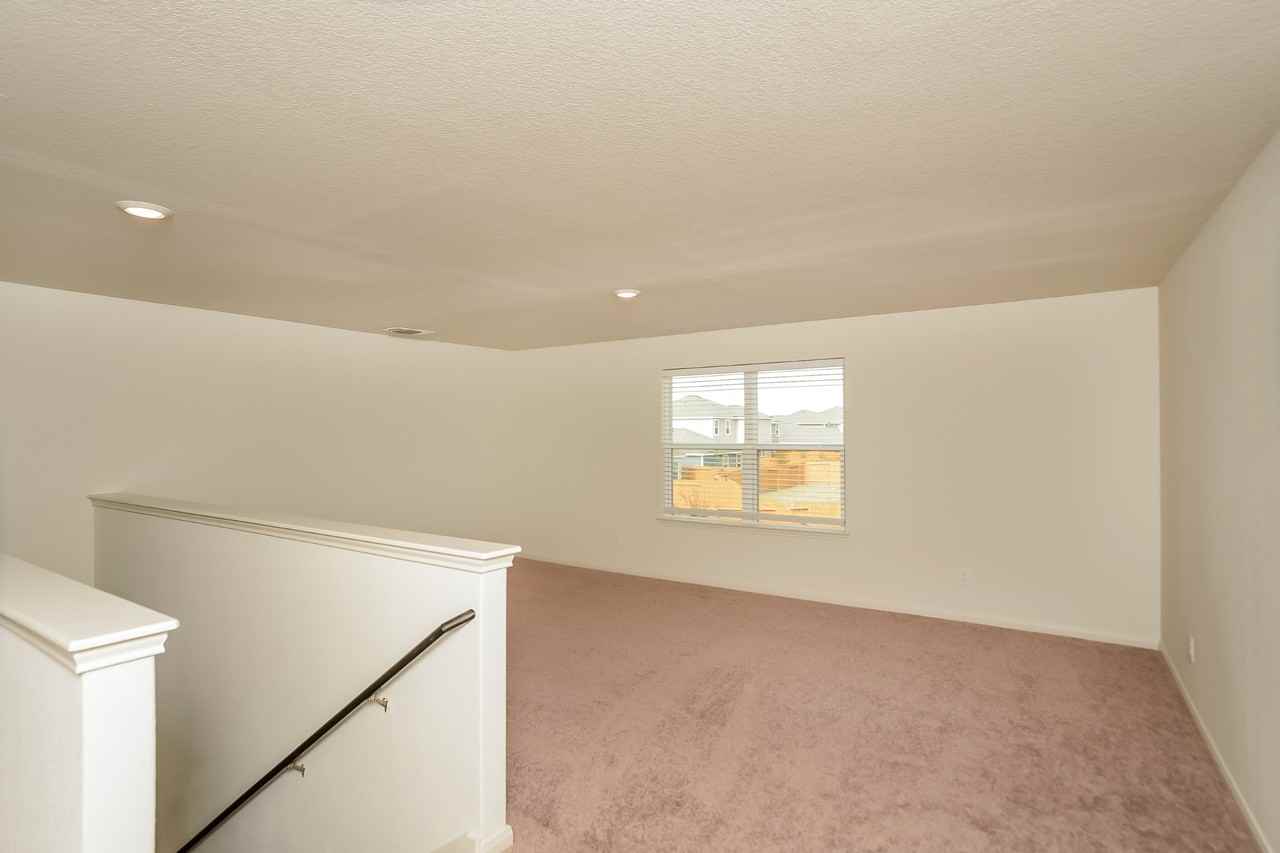 7111 Aaron Jordan Dr - Photo 6 of 17