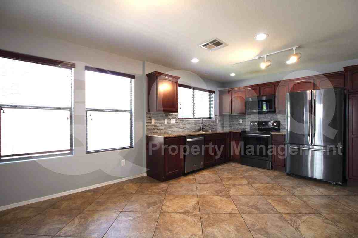 1190 E Boston St - Photo 2 of 10