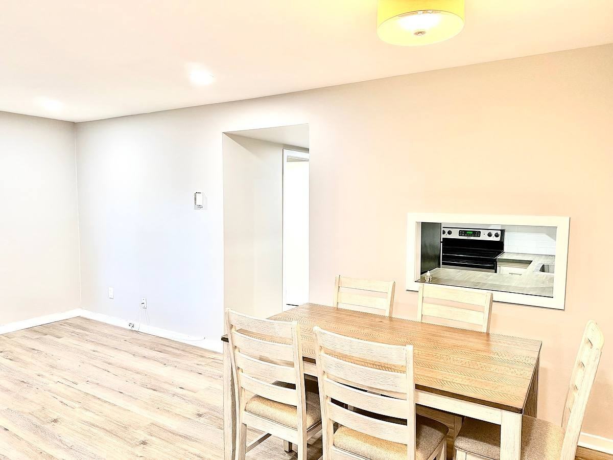 10 Wild Oaks Rd - Photo 2 of 14