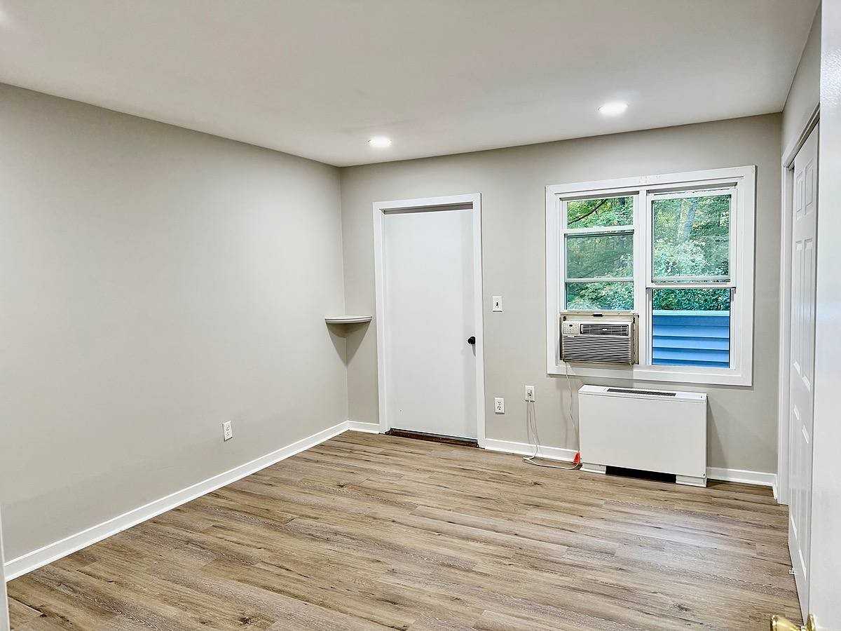 10 Wild Oaks Rd - Photo 6 of 14