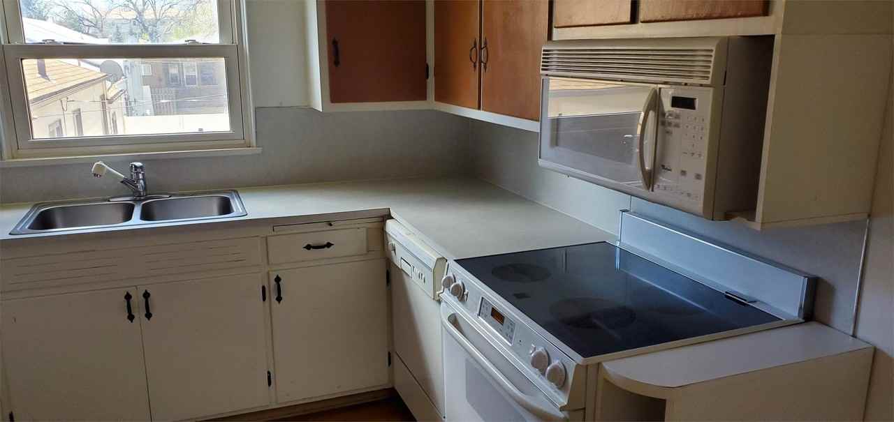 2520 Deming Blvd #1 - Photo 4 of 13