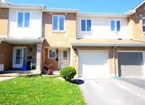 6075 Pineglade Cres - Photo 1 of 1