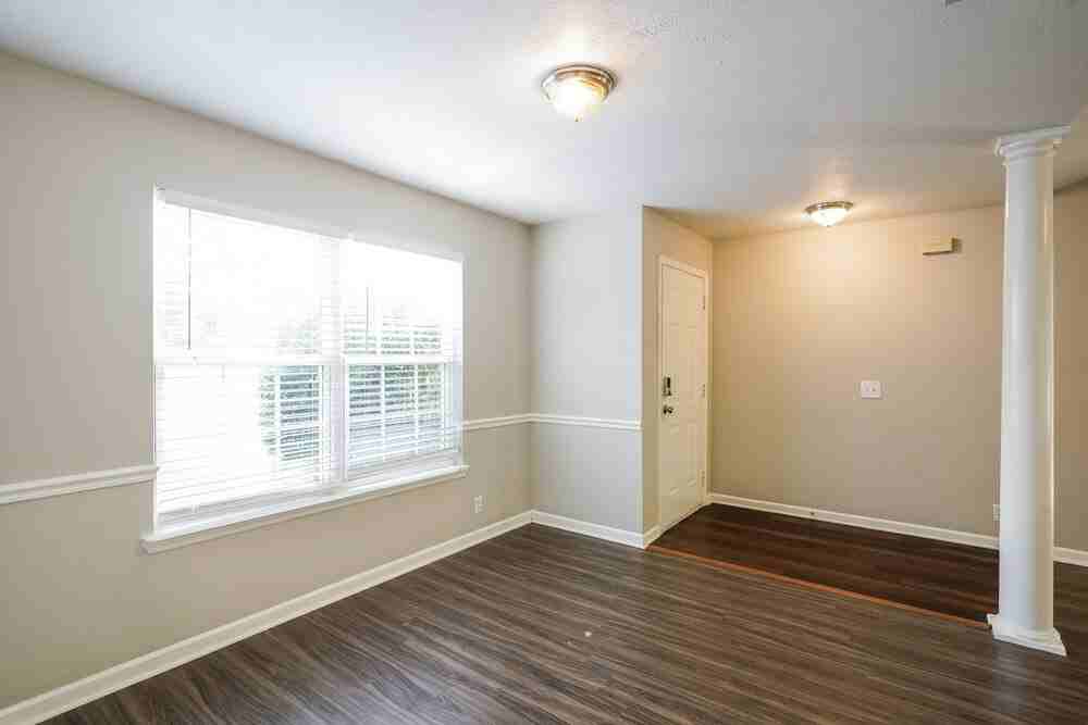 7313 Ole Nottingham Dr - Photo 5 of 16
