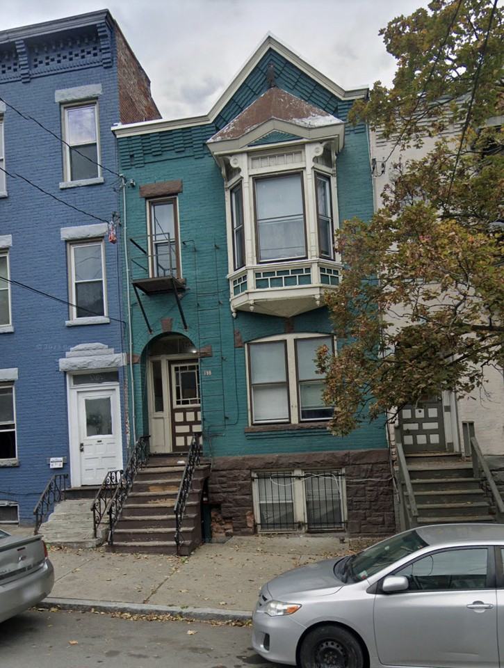 159 Lark St #BS - Photo 6 of 18